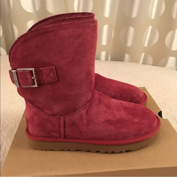 UGG "Remora" Buckle Boots with Crystals - Picture 3 of 8